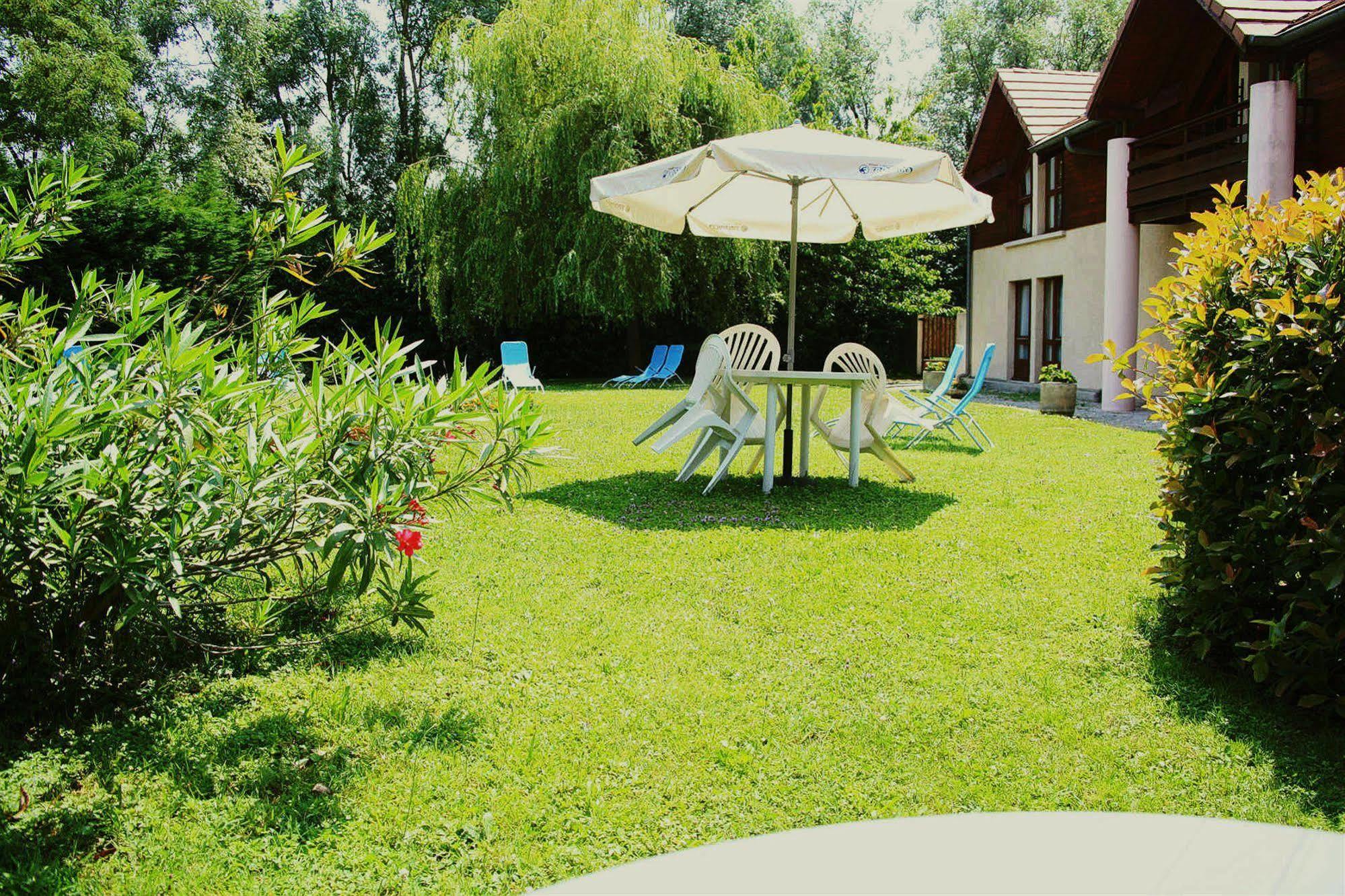 Noemys Viviers-Du-Lac Esterno foto